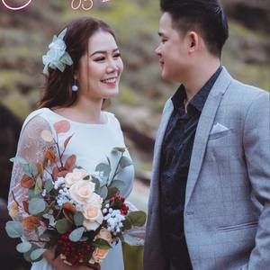 Meet your Posher, Hồng tấn